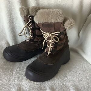 Columbia Brown Fur-Lined Winter Boots, women’s 9